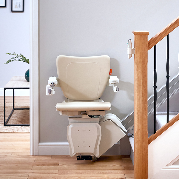 Sacramento Residential home straight rail Bruno Elan SRE3050 stairlift